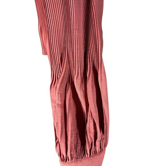 NWOT Treasure & Bond Womens Blouse Size XL Red Rust Pleated Ruffle Neck Tie - Picture 9 of 10